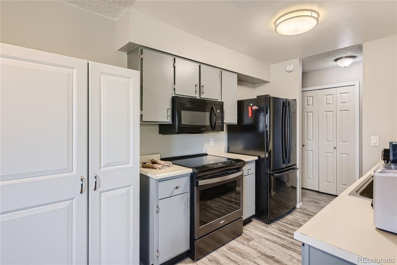 8100 W Quincy Ave #K12, Denver, CO 80123