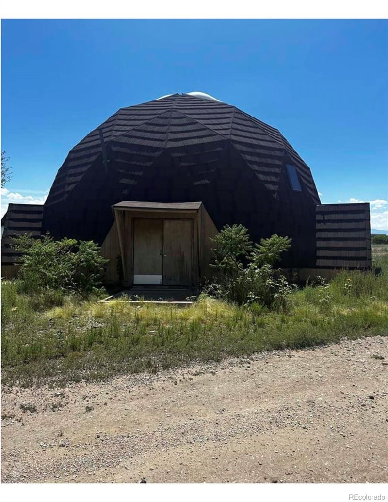 1615 Capri Cir, Pueblo, CO 81007