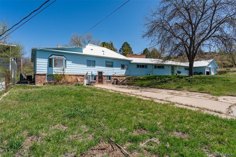 529 Ash St, Wray, CO 80758