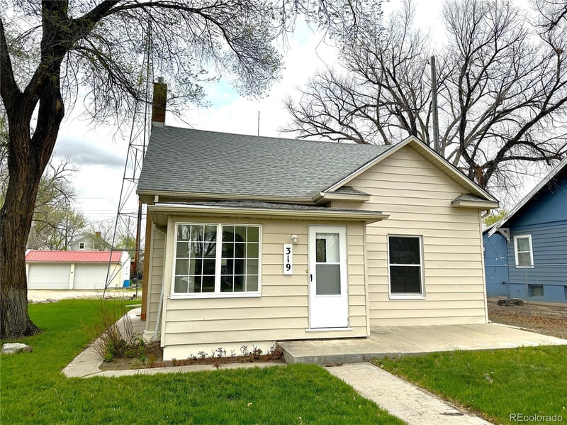 319 2nd St, Hugo, CO 80821