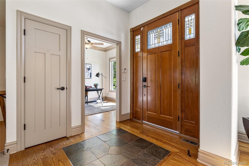 6675 Secretariat Dr, Niwot, CO 80503