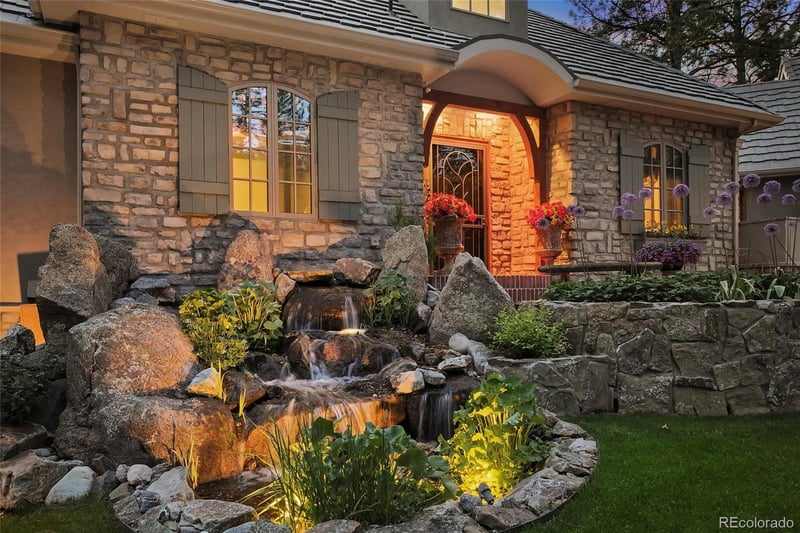 325 Paragon Way, Castle Rock, CO 80108