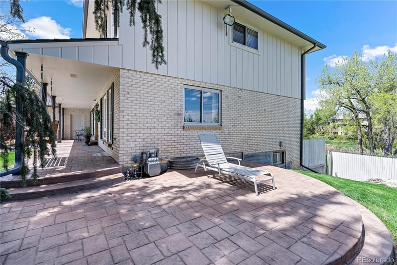 4911 W Ottawa Ave, Littleton, CO 80128