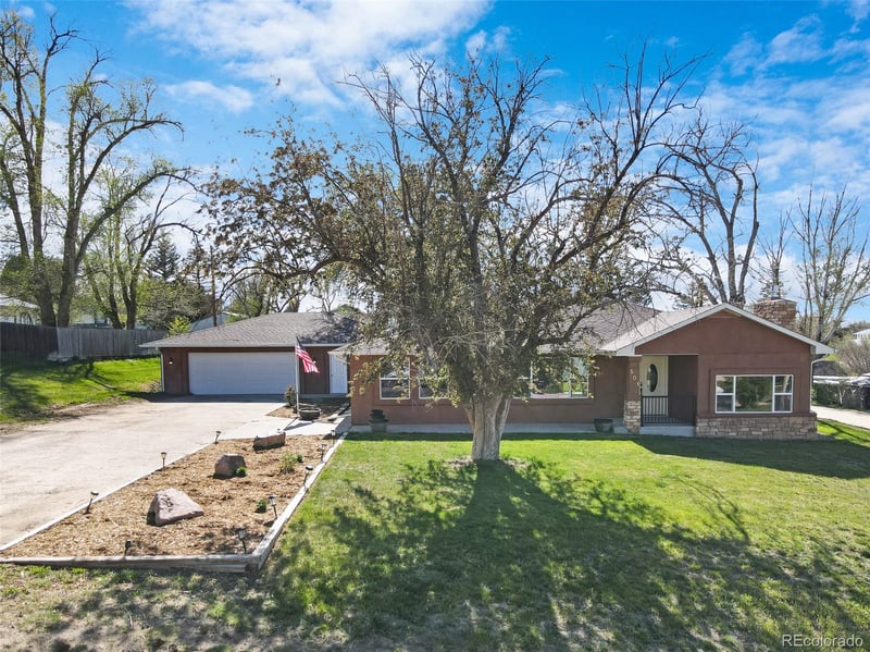501 Navajo Ave, Simla, CO 80835