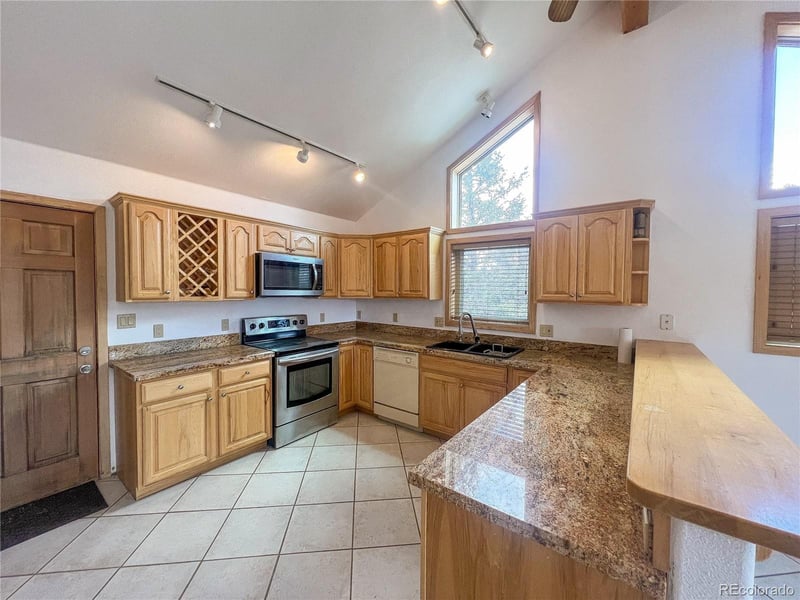 465 Reva Ridge Rd, Twin Lakes, CO 81251