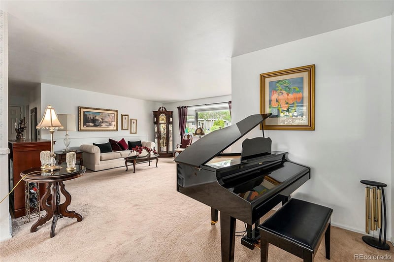 5450 Bryant St, Denver, CO 80221