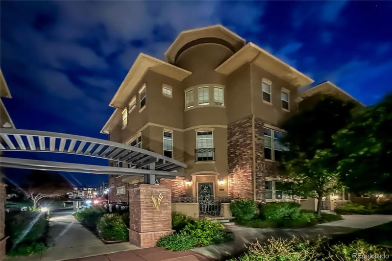 10118 Inverness Main St, Englewood, CO 80112