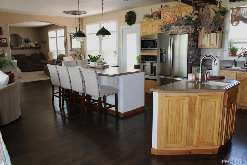23010 Yuma County Road 2 5, Burlington, CO 80807