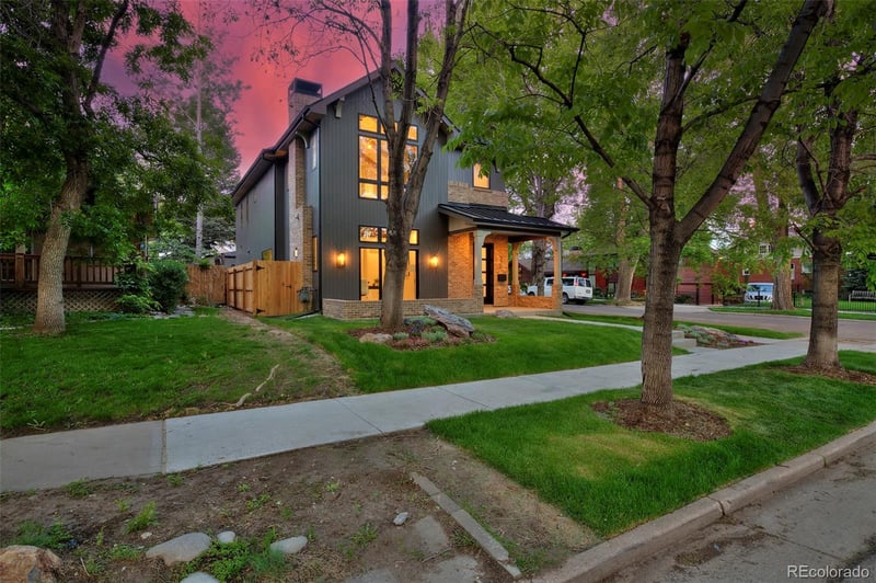990 S High St, Denver, CO 80209