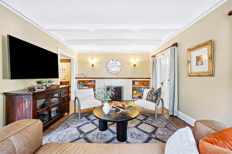 677 N Gilpin St, Denver, CO 80218