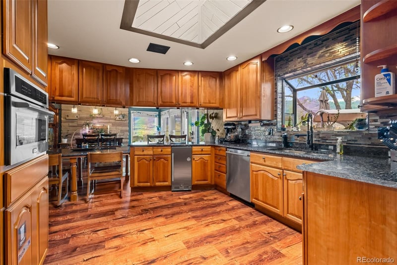 807 Fontmore Rd, Colorado Springs, CO 80904