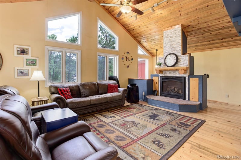 4704 Hopi Rd, Indian Hills, CO 80454