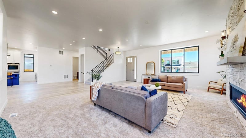 3343 S Newcombe St, Lakewood, CO 80227