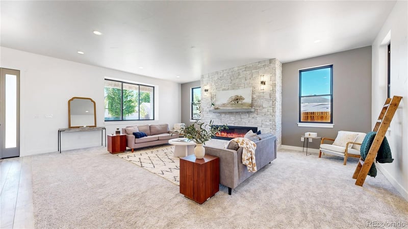 3343 S Newcombe St, Lakewood, CO 80227