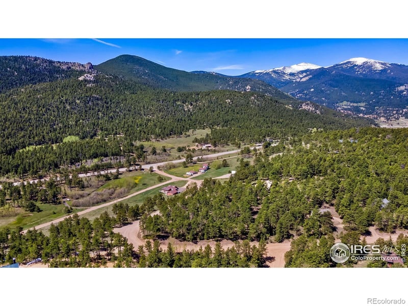 223 Taylor Rd, Lyons, CO 80540