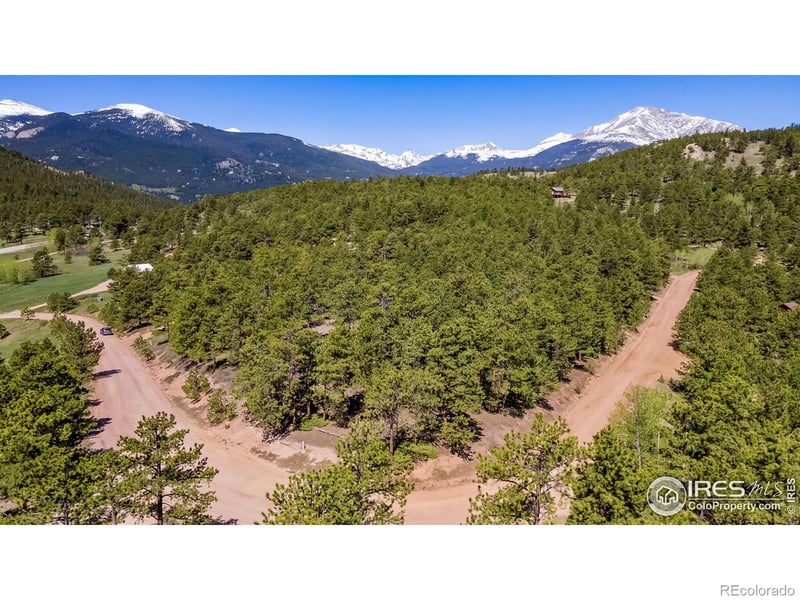 223 Taylor Rd, Lyons, CO 80540