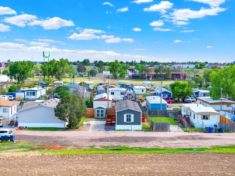68 Royal Mh Pk, Byers, CO 80103
