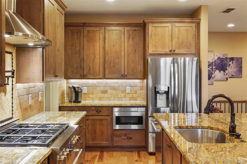 7130 Independence St, Arvada, CO 80004