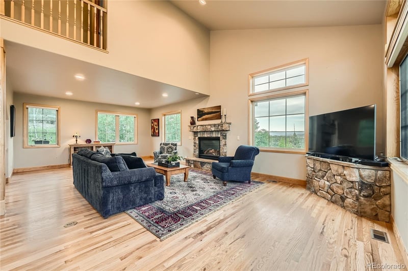 198 Topaz Rd, Silverthorne, CO 80498