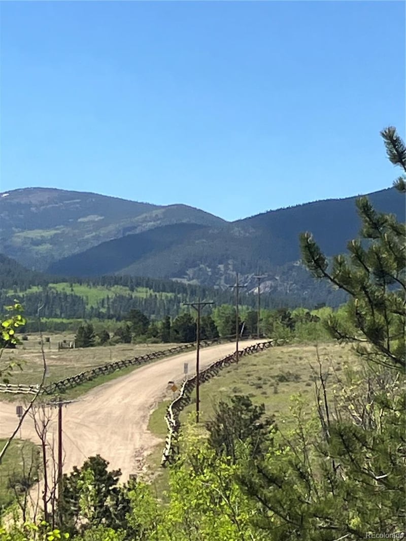 801 Eureka St, Central City, CO 80427