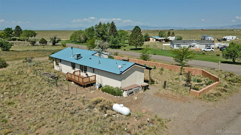 318 Palisade Ct, Crestone, CO 81131