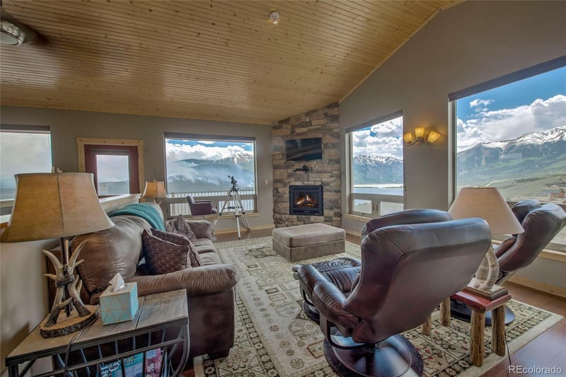 160 Mount Hope Dr, Twin Lakes, CO 81251