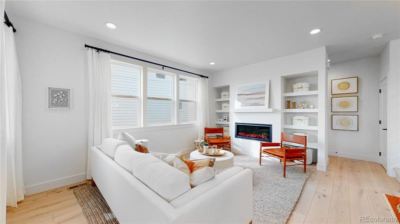 10273 Milwaukee Cir, Denver, CO 80229