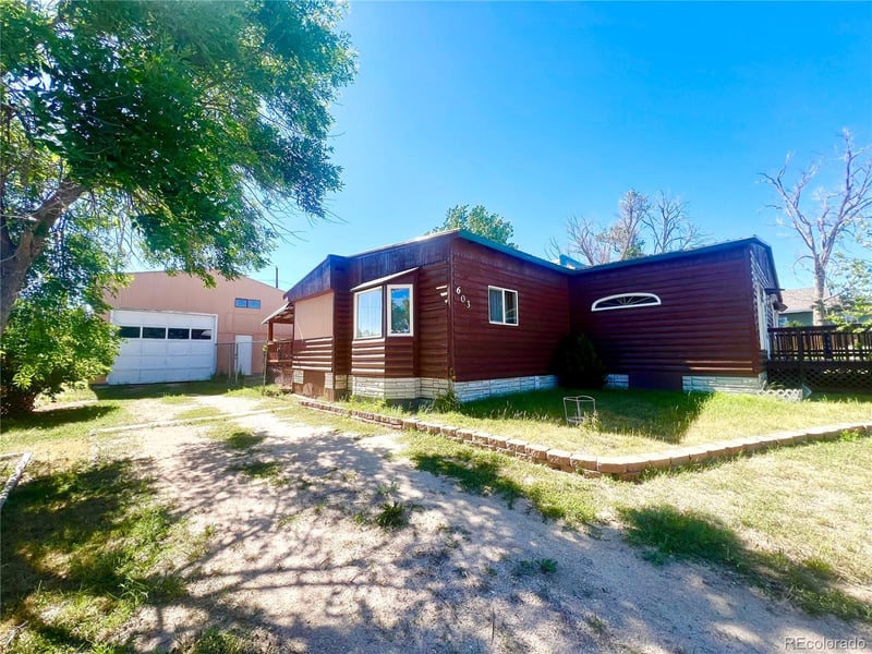 603 Navajo Ave, Simla, CO 80835
