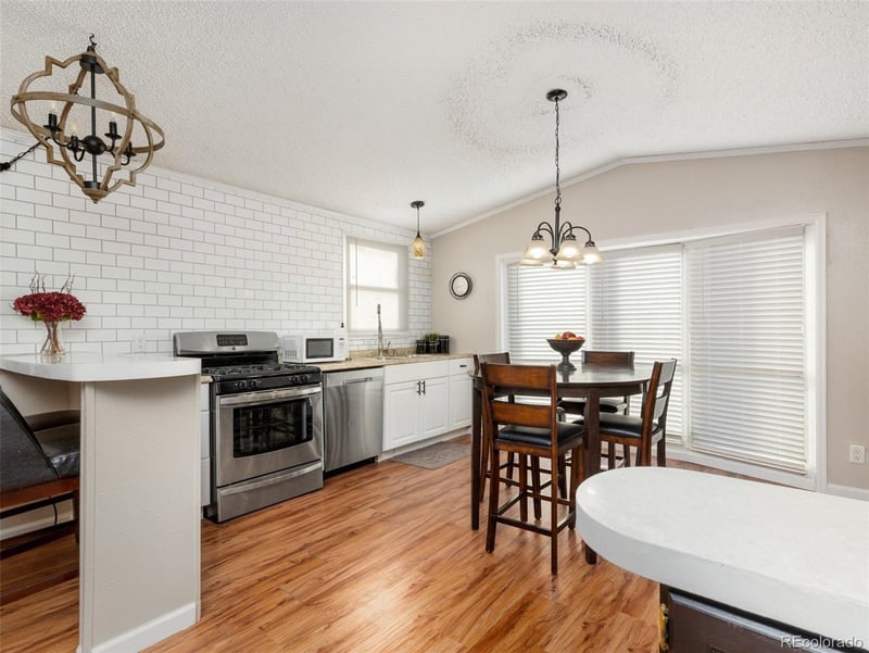 5000 Red Creek Springs, Pueblo, CO 81005