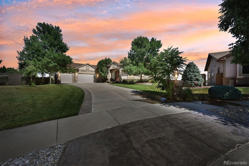 965 S Balsam Ct, Lakewood, CO 80226