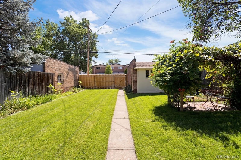 330 N Washington St, Denver, CO 80203