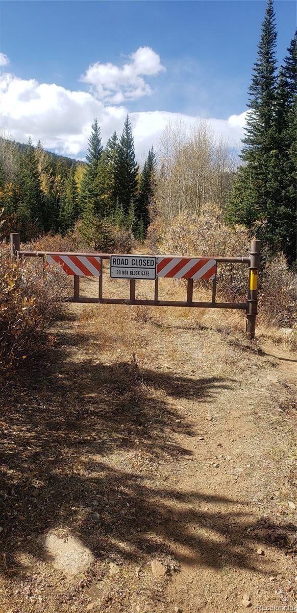 000 Cr 128j, Nederland, CO 80466