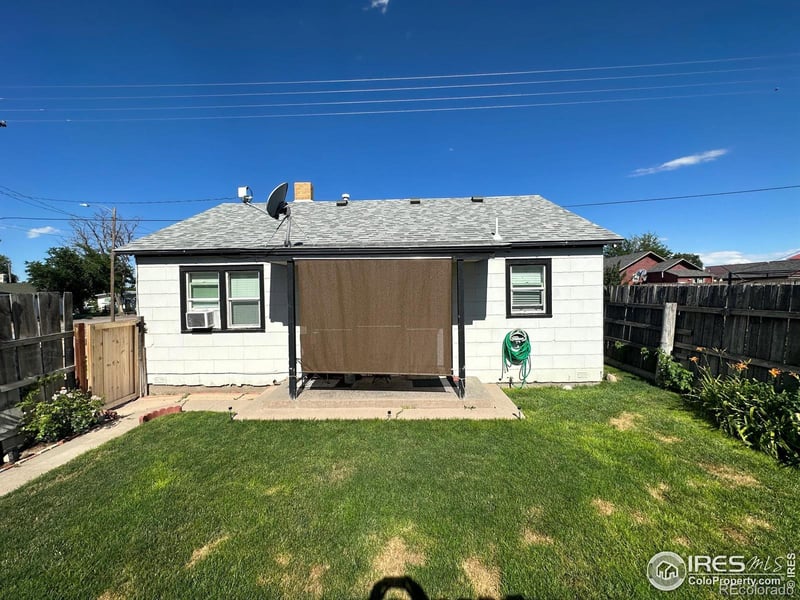 90 Cedar Ave, Akron, CO 80720