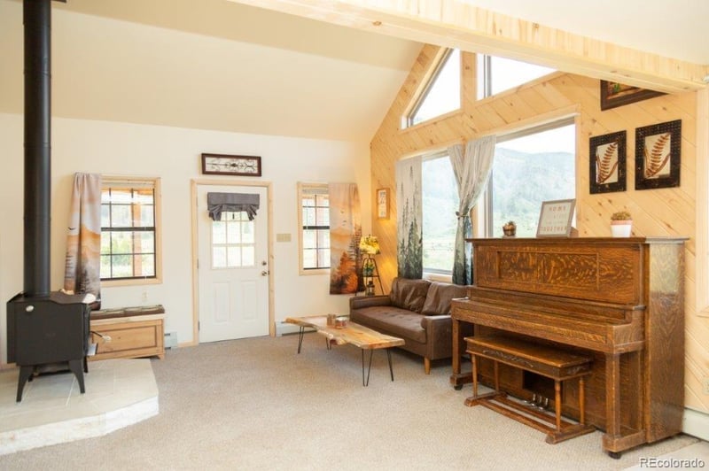 402 W Spruce Dr, Creede, CO 81130