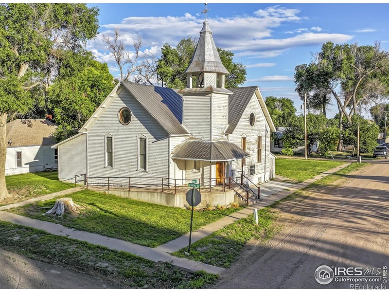 301 Beaver St, Hillrose, CO 80733