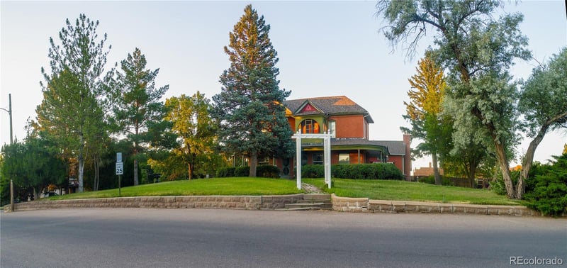 1001 Lincoln Ave, Rocky Ford, CO 81067