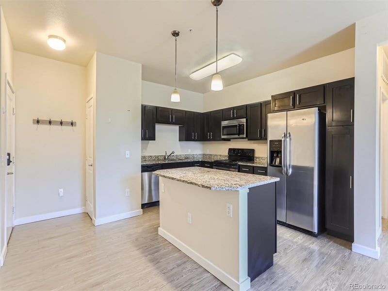 4100 Albion St #512, Denver, CO 80216