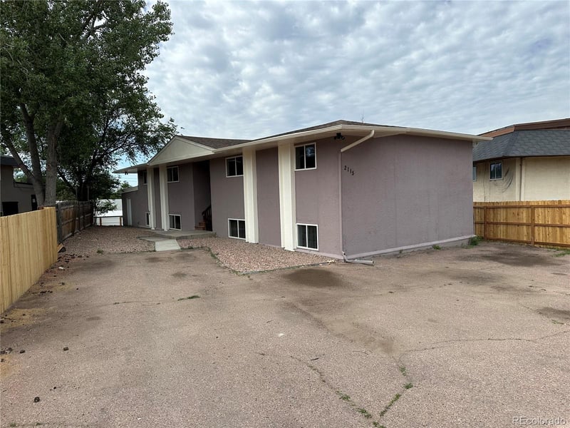 2115 Preuss Rd, Colorado Springs, CO 80910