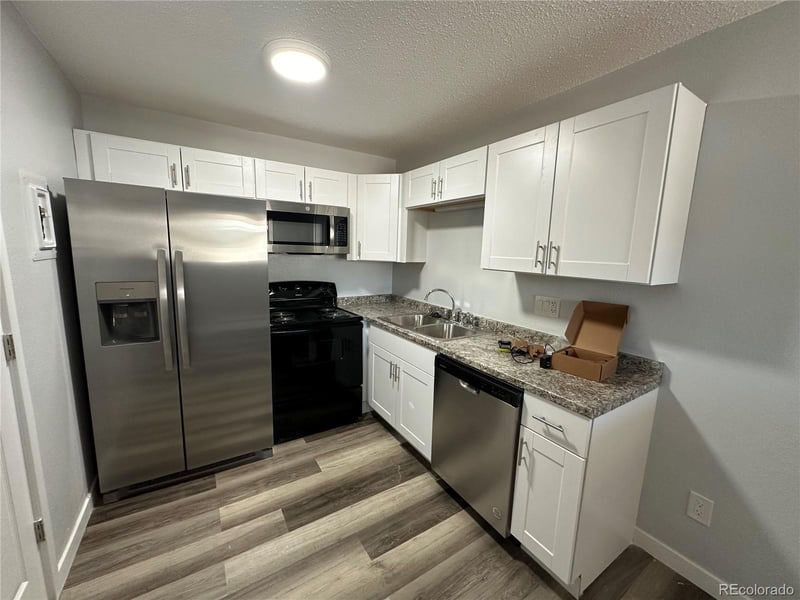 2135 Preuss Rd, Colorado Springs, CO 80910