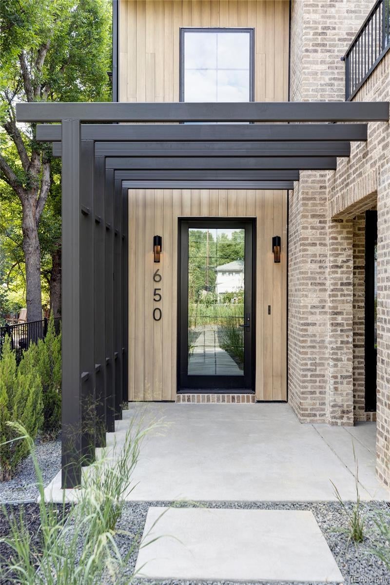 650 S Vine St, Denver, CO 80209