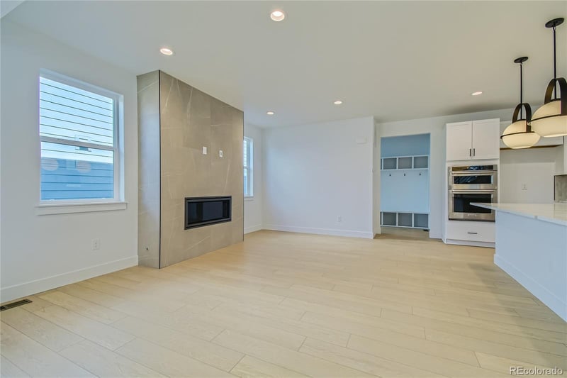 2721 E 102nd Pl, Thornton, CO 80229
