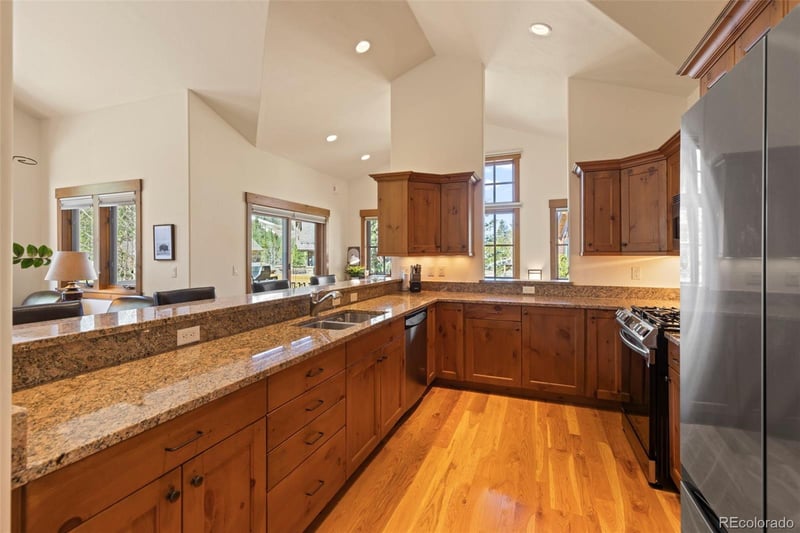 43 Thackwell Ln, Dillon, CO 80435