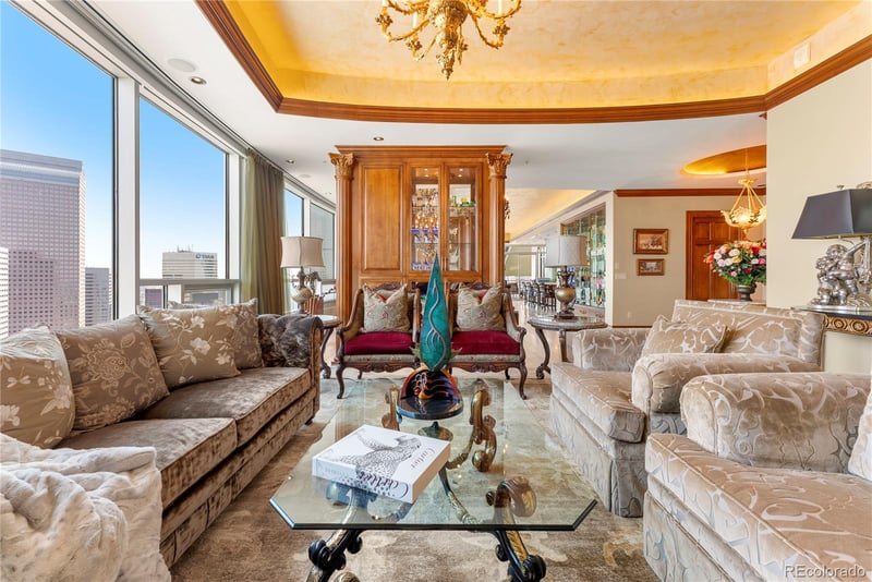 2001 Lincoln St #3223, Denver, CO 80202