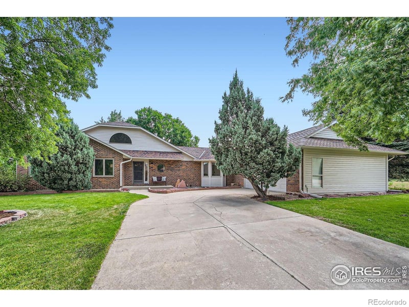 7812 Country Creek Dr, Niwot, CO 80503