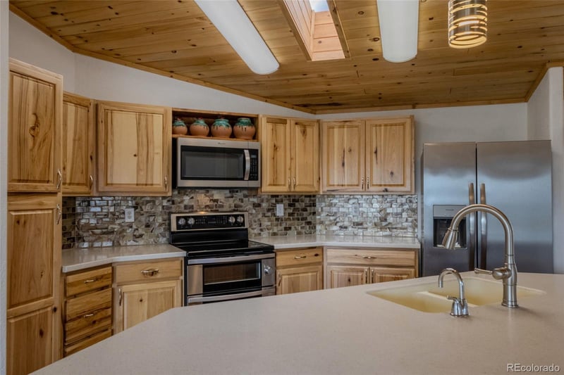 397 Gcr 1012, Kremmling, CO 80459
