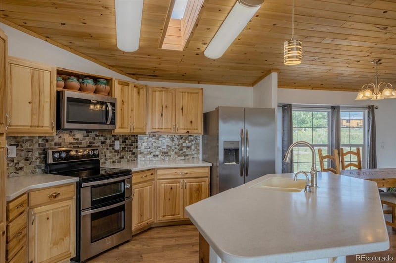 397 Gcr 1012, Kremmling, CO 80459