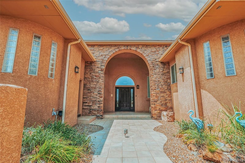 611 S Spaulding Ave, Pueblo, CO 81007