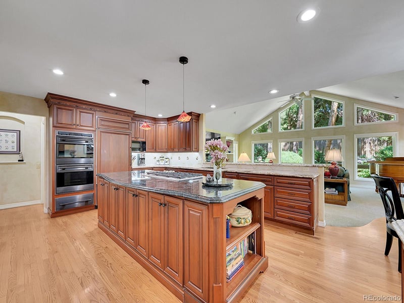 8376 E Jamison Cir, Englewood, CO 80112