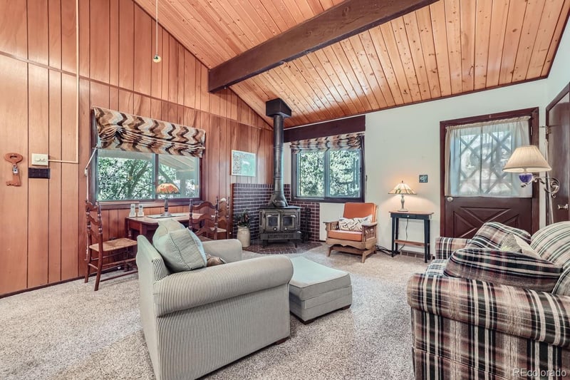6870 Colorado St, Green Mountain Falls, CO 80819