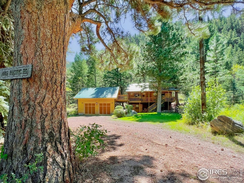 685 Rustic Rd, Bellvue, CO 80512
